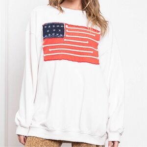 Blue Velvet. Patriotic White Sweatshirt with Flag Design